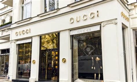 gucci lavoro con noi